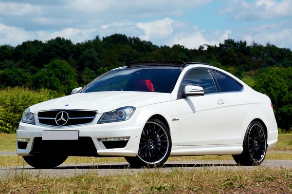 Die besten Automobil-Apps für Ihr Smartphone